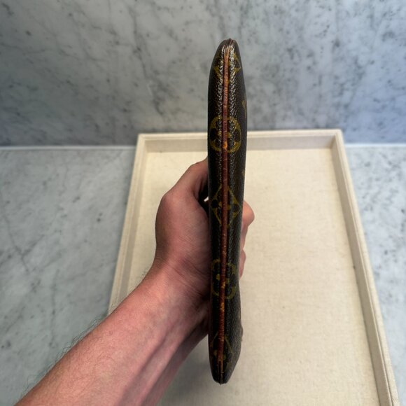 Louis Vuitton Monogram Pochette Milla - Picture 8 of 8